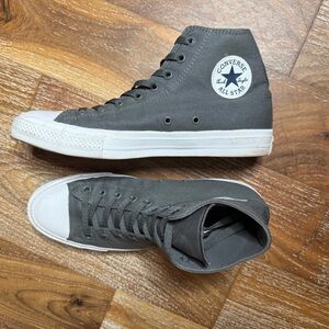 Converse All Star High-Top Sneakers Shoes. Men’s 10/Charcoal #150147C - like new